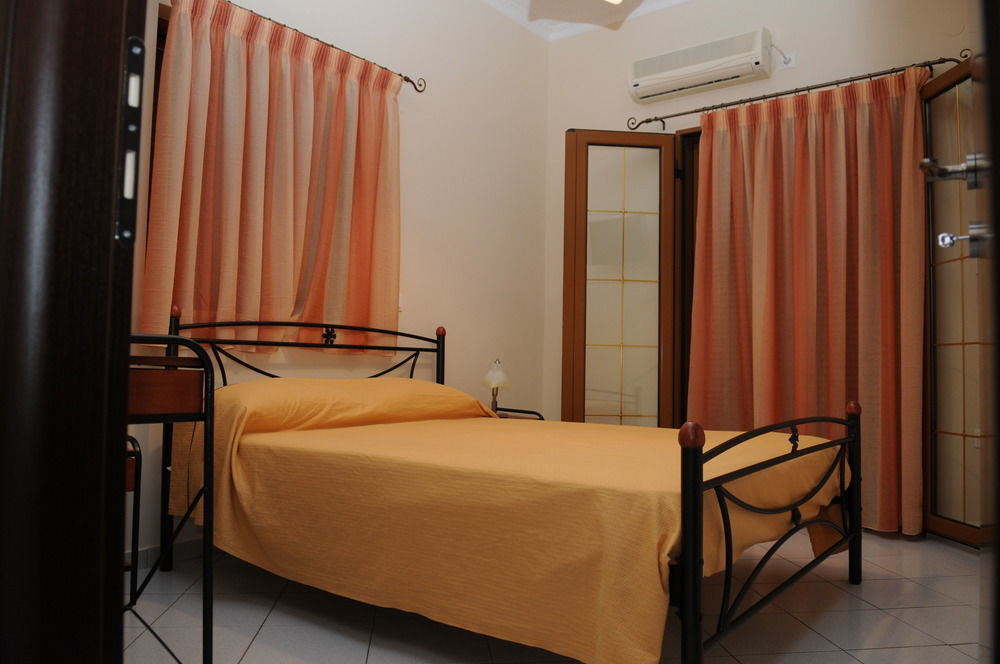 Sofia Apartment Gythio Exterior photo